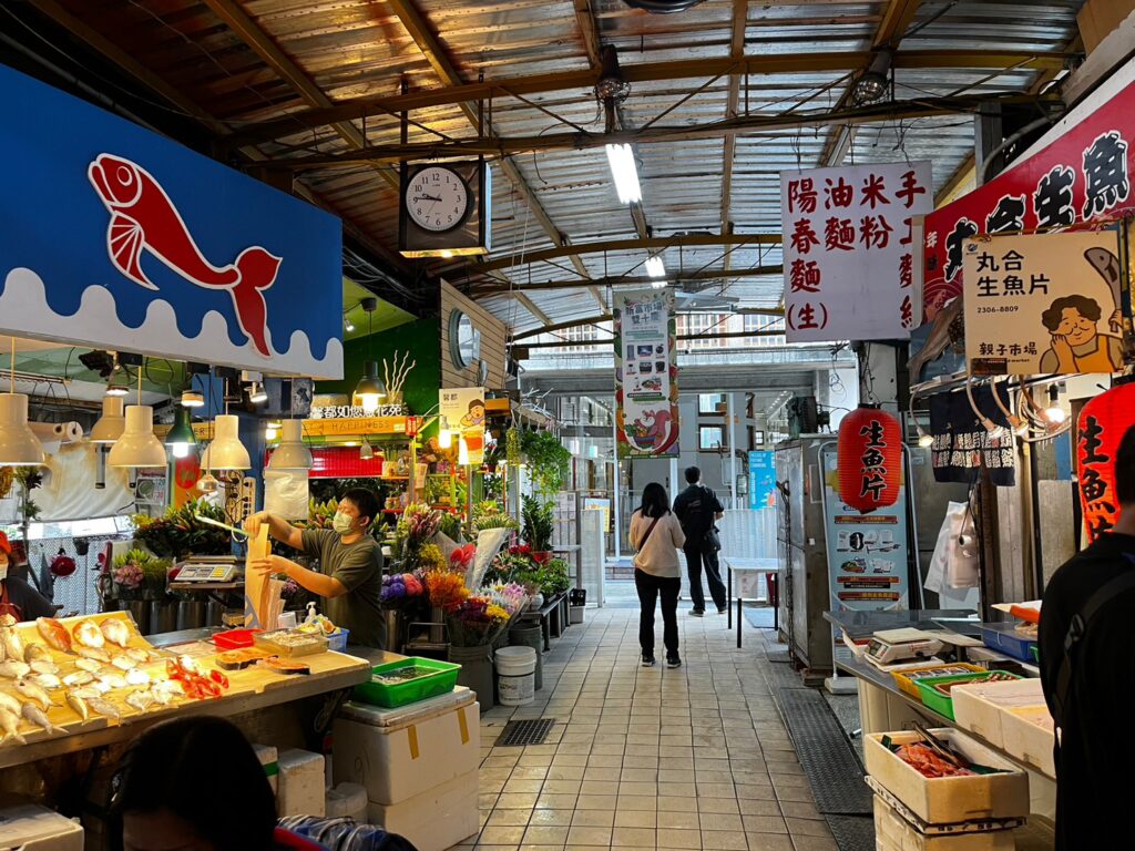 萬華美食-東三水街市場&新富町文化市場&平價新鮮金和壽司(2023) 3 1677218561 LINE ALBUM 230224 5